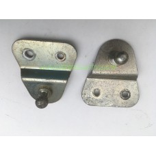 Tailgate gas strut retaining ball joints 